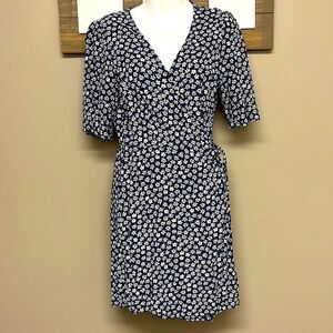 Old Navy Blue and White V-Neck Floral Wrap Dress- Small